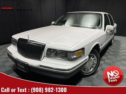 Used 1997 Lincoln Town Car Signature