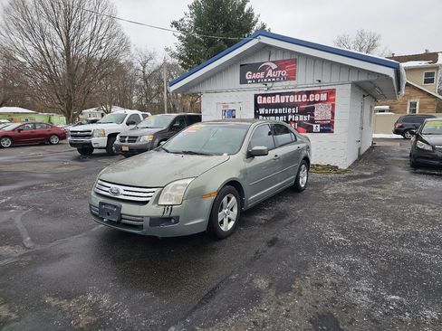 Used 2009 Ford Fusion SE image 3
