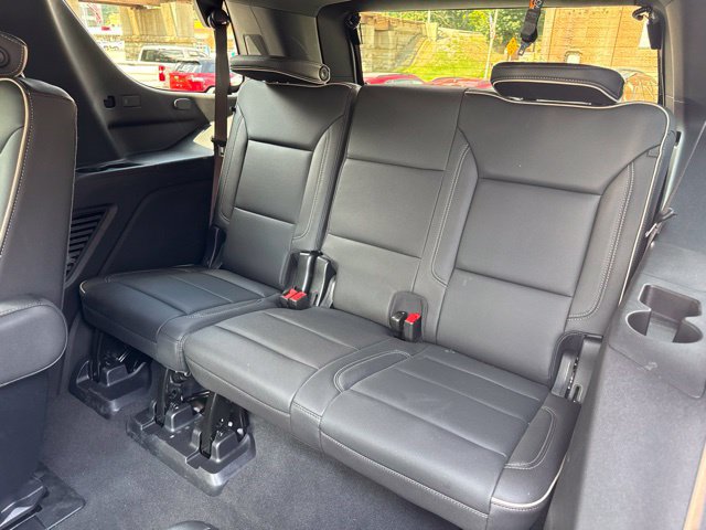 Used 2026 GMC Yukon Elevation AWD/4WD image 16