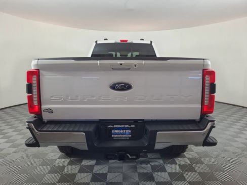 Used 2025 Ford F350 Lariat w/ Chrome Package image 4