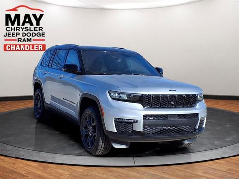 New 2025 Jeep Grand Cherokee L Limited AWD/4WD image 16