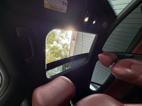 Used 2018 Kia Stinger GT1 image 24