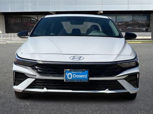 Certified 2025 Hyundai Elantra Sport image 11