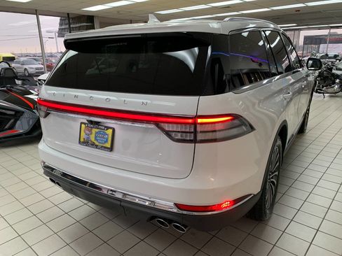 Used 2020 Lincoln Aviator Reserve w/ Elements Package Plus image 8
