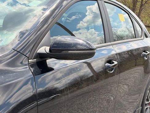 Used 2023 Kia Forte GT image 7