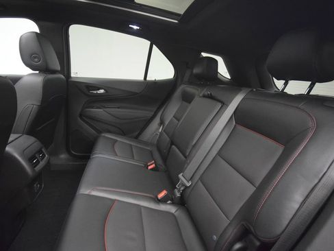 Used 2023 Chevrolet Equinox RS w/ RS Leather Package AWD/4WD image 25