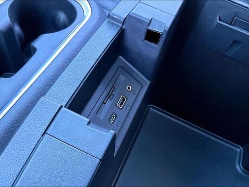 Used 2022 GMC Sierra 1500 Denali w/ Denali Premium Package image 17