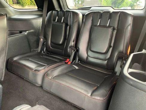 Used 2018 Ford Explorer Sport w/ Equipment Group 401A image 19