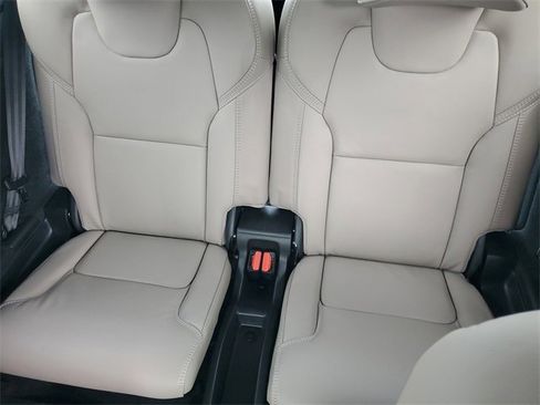Used 2025 Volvo XC90 T8 Ultra image 29