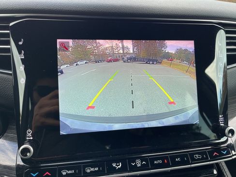 Used 2022 Jeep Wagoneer Series III image 11