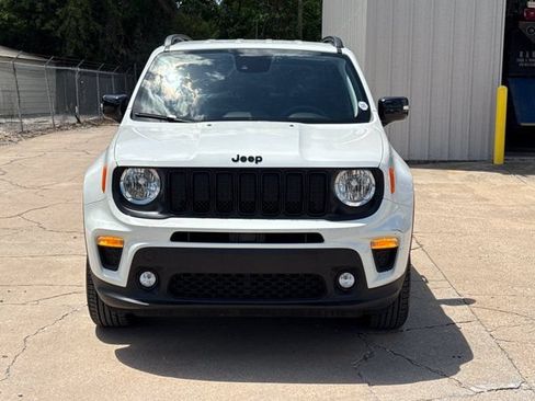 Used 2023 Jeep Renegade Altitude AWD/4WD image 10