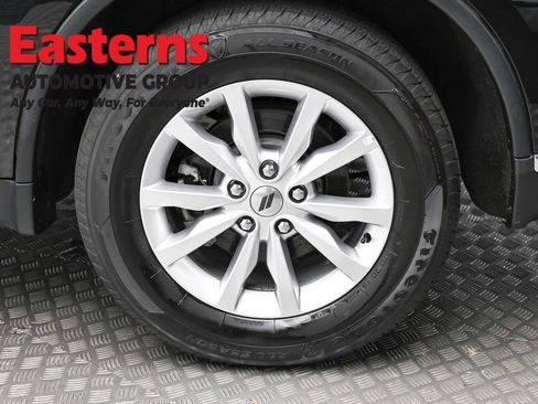 Used 2023 Dodge Durango SXT image 8