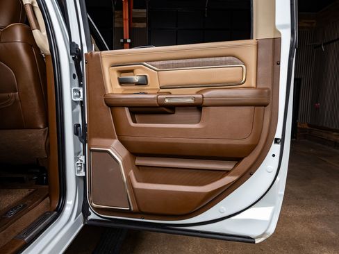 Used 2022 RAM 3500 Limited image 38