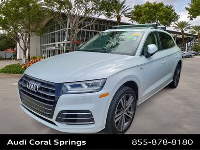 Used 2020 Audi Q5 e Premium Plus w/ Premium Plus Package