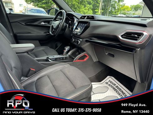 Used 2021 Chevrolet TrailBlazer ACTIV w/ Technology Package AWD/4WD image 32