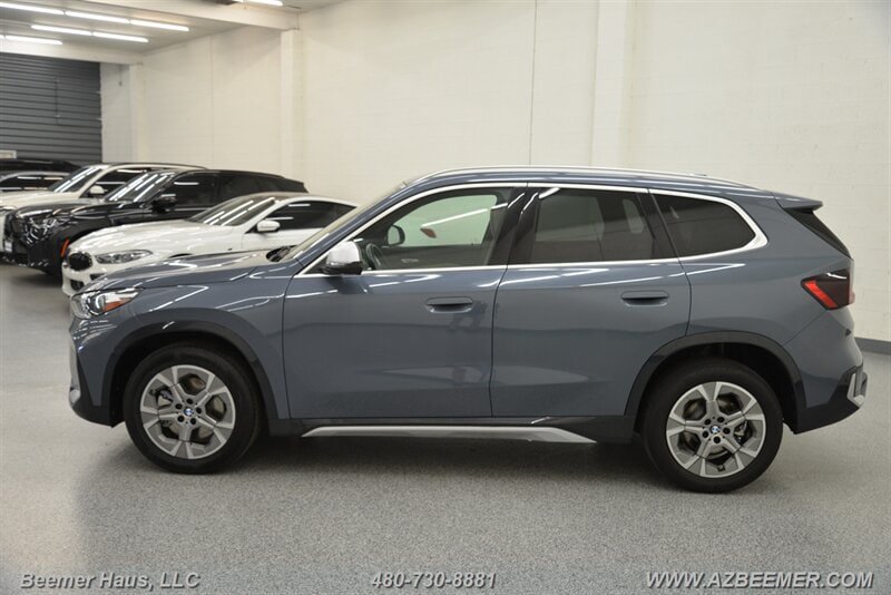Used 2023 BMW X1 xDrive28i w/ Convenience Package AWD/4WD image 4