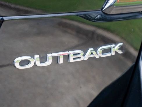 Used 2023 Subaru Outback Limited AWD/4WD image 10