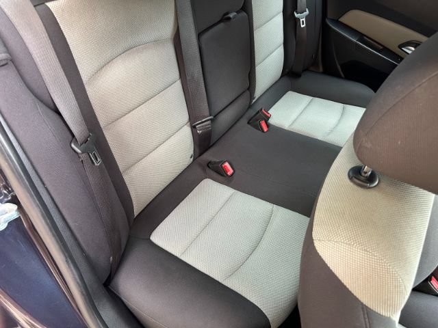 Used 2014 Chevrolet Cruze LS FWD image 22