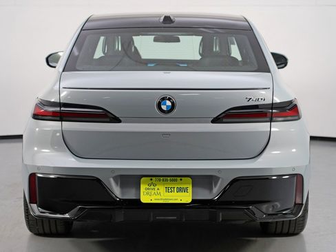 Used 2024 BMW 740i w/ Premium Package 2 RWD image 62