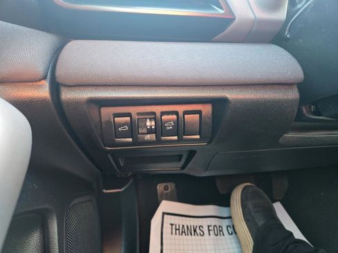 Used 2023 Subaru Outback Premium AWD/4WD image 20