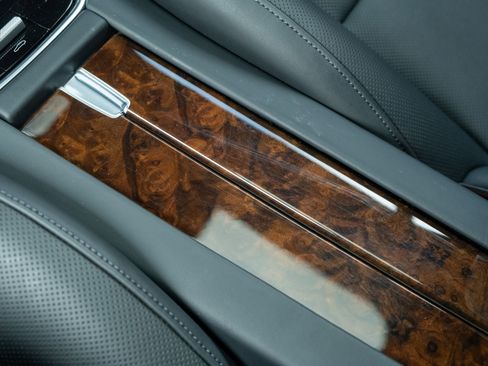 Certified 2023 Porsche Panamera AWD/4WD image 45