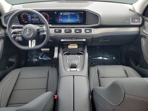Certified 2026 Mercedes-Benz GLS 450 4MATIC image 13