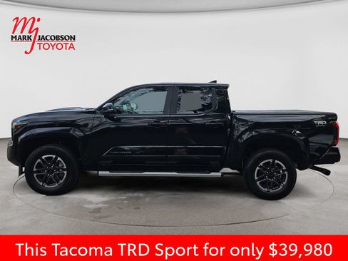 Used 2024 Toyota Tacoma TRD Sport w/ TRD Sport Upgrade Package AWD/4WD image 16