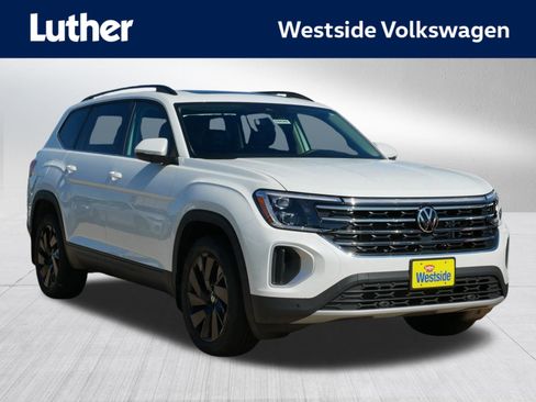 New 2026 Volkswagen Atlas SE image 1