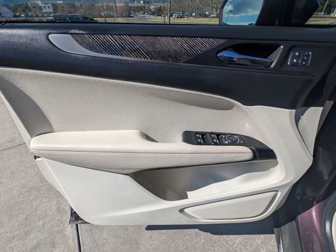 Used 2018 Lincoln MKC Black Label image 11