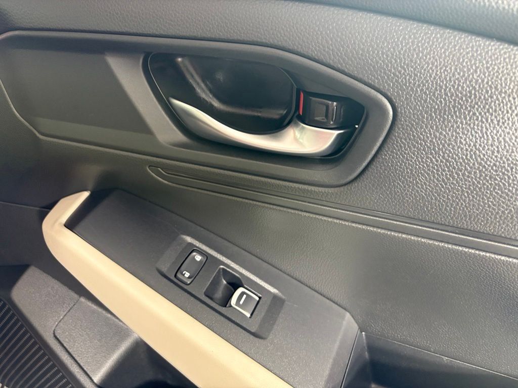 Used 2023 Honda Accord LX image 13