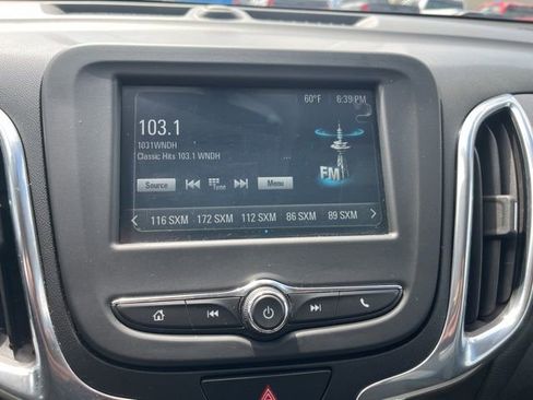Used 2018 Chevrolet Equinox LT FWD image 24