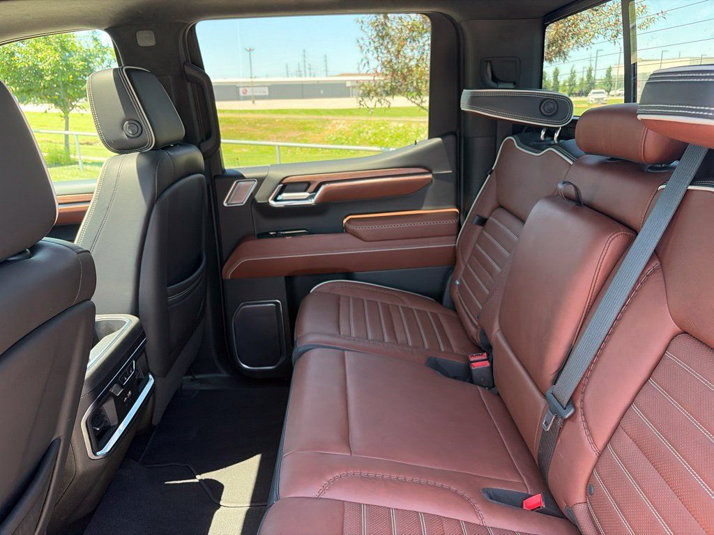Used 2023 GMC Sierra 1500 Denali Ultimate AWD/4WD image 47