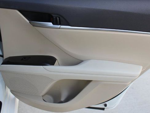 Used 2024 Toyota Camry LE FWD image 18