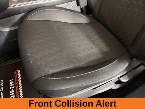 Used 2024 Nissan Kicks SV image 10