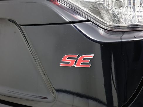 Used 2024 Toyota Corolla SE image 12