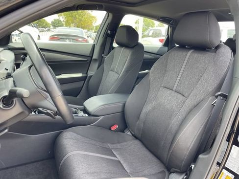Used 2025 Honda Accord Sport image 25