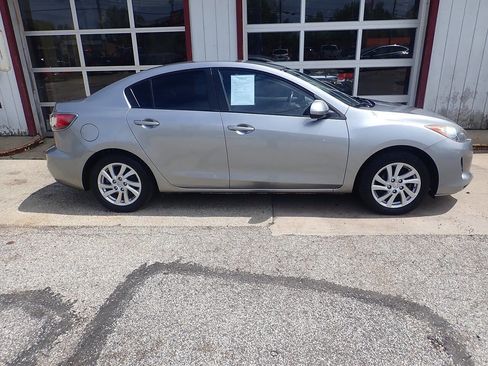 Used 2012 MAZDA MAZDA3 i Touring FWD image 22