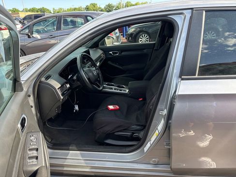 Used 2022 Honda Civic Sport image 4