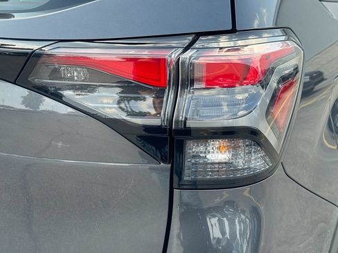 Certified 2025 Subaru Forester AWD/4WD image 30