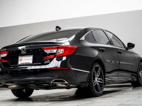 Used 2021 Honda Accord Touring image 12