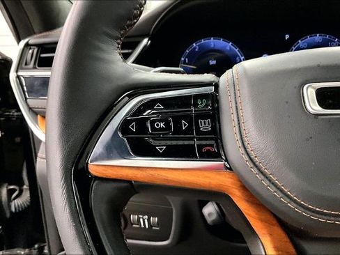 Used 2023 Jeep Grand Cherokee L Summit AWD/4WD image 27