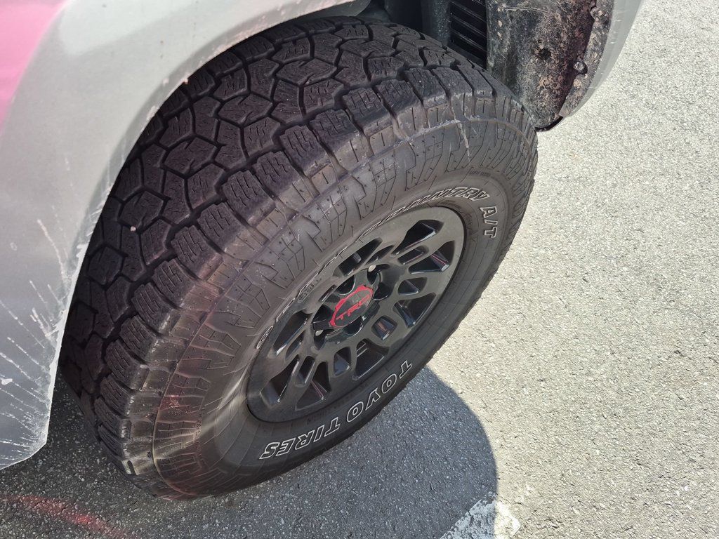 Used 2021 Toyota Tacoma TRD Sport AWD/4WD image 13