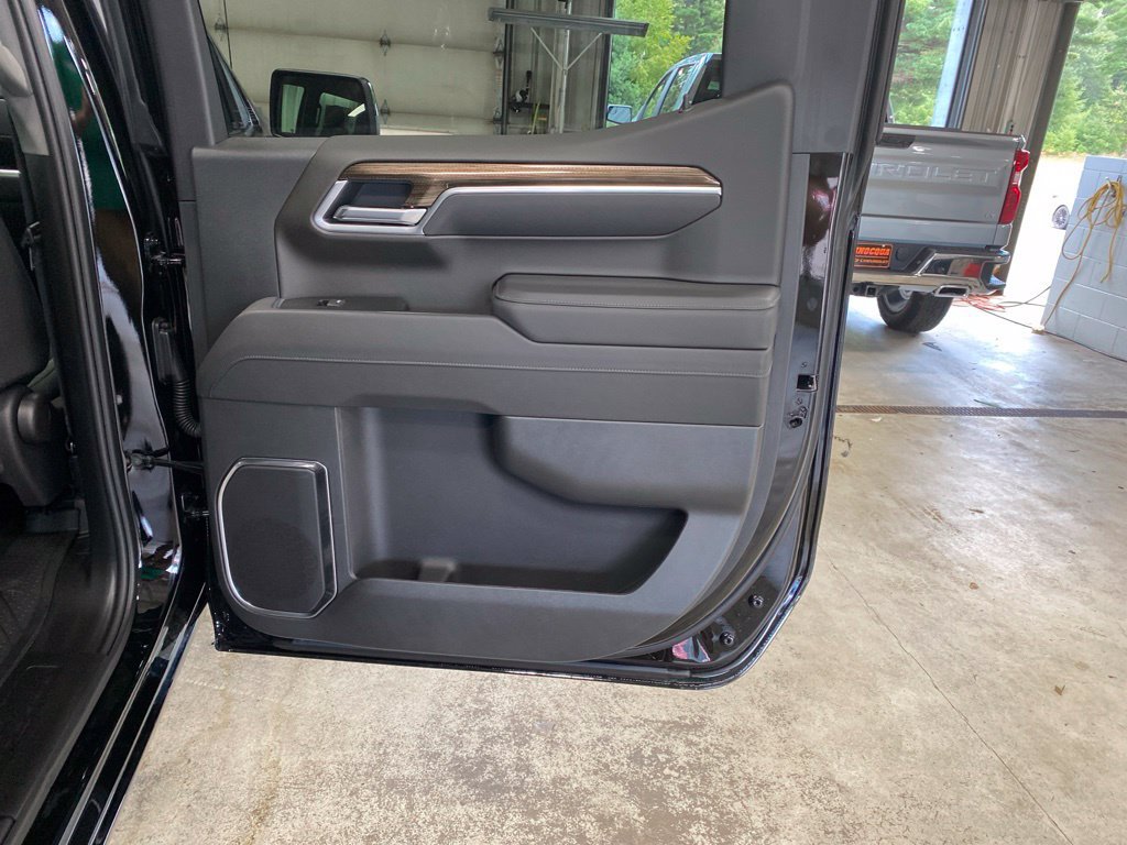 New 2026 Chevrolet Silverado 1500 RST w/ Convenience Package II AWD/4WD image 20