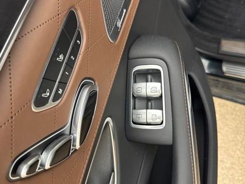 Used 2019 Mercedes-Benz S 560 4MATIC Sedan image 13
