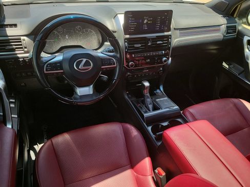 Used 2023 Lexus GX 460 Luxury w/ Accessory Package AWD/4WD image 21