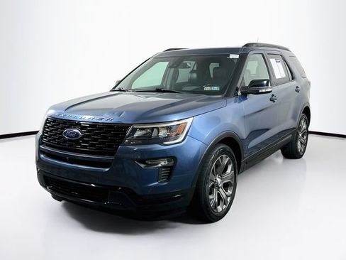 Used 2018 Ford Explorer Sport w/ Equipment Group 401A AWD/4WD image 3