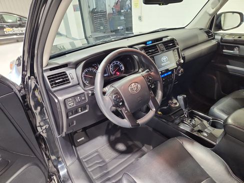 Used 2020 Toyota 4Runner Nightshade image 5