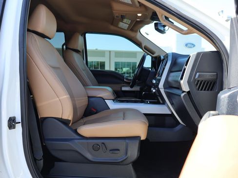 Used 2022 Ford F250 Lariat w/ Lariat Ultimate Package image 38