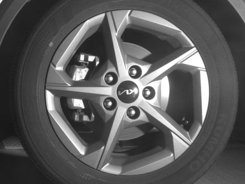 Used 2025 Kia K4 LXS image 12