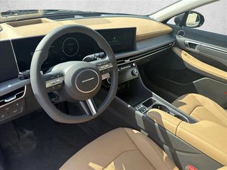 Used 2025 Hyundai Sonata Limited video 3